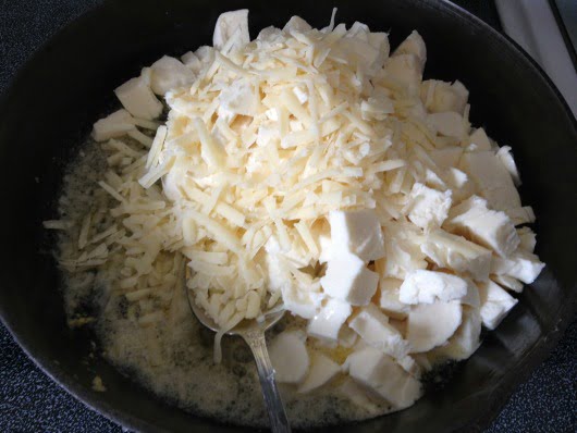 3-cheese-ravioli-cheeses